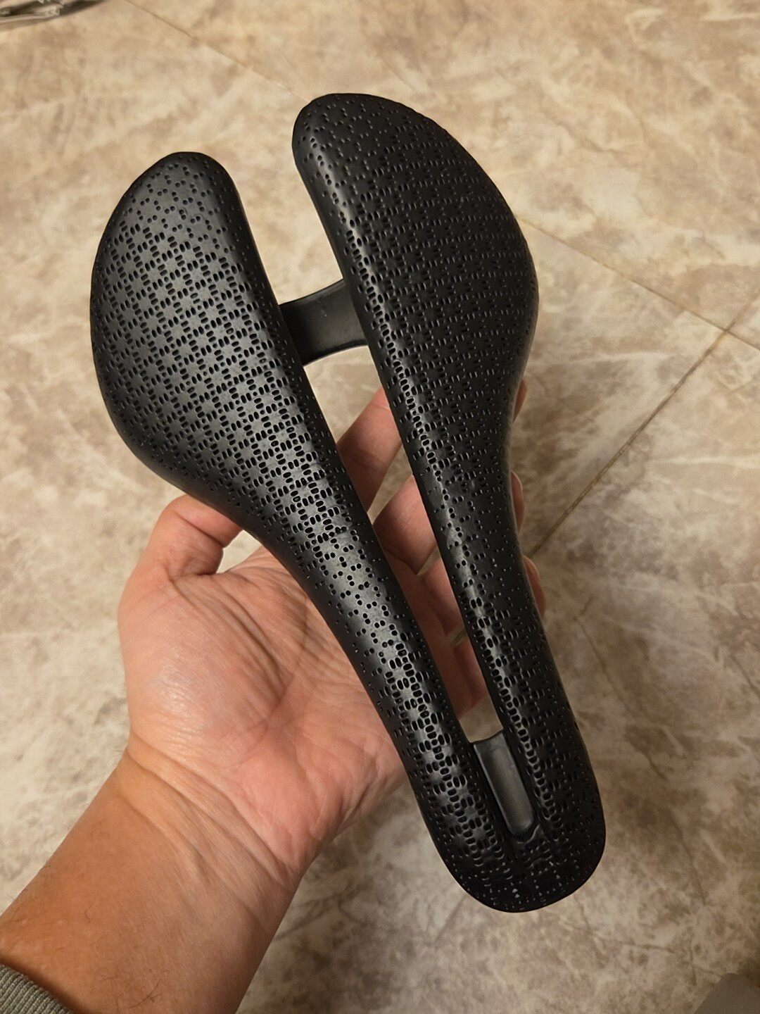 PAVEWAY 3D Printed Road Bike Saddle | Ultra-Light Carbon Rail Racing Seat