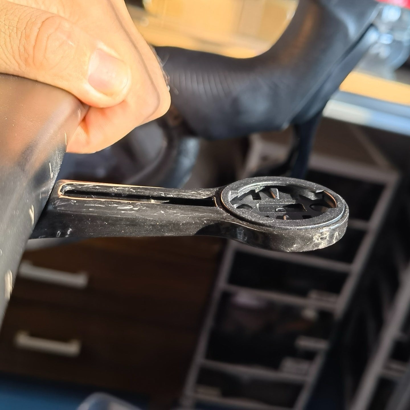 Ultralight Carbon Computer Mount for Bigrock V2 Integrated Handlebar|10g|Garmin/Wahoo/Bryton Compatible