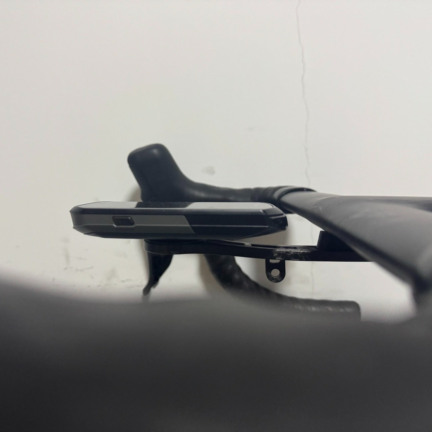 EXS Integrated Handlebar Computer Mount | Carbon Fiber Ultralight Mount (for ELILEE XXE / THM Aero Bars)