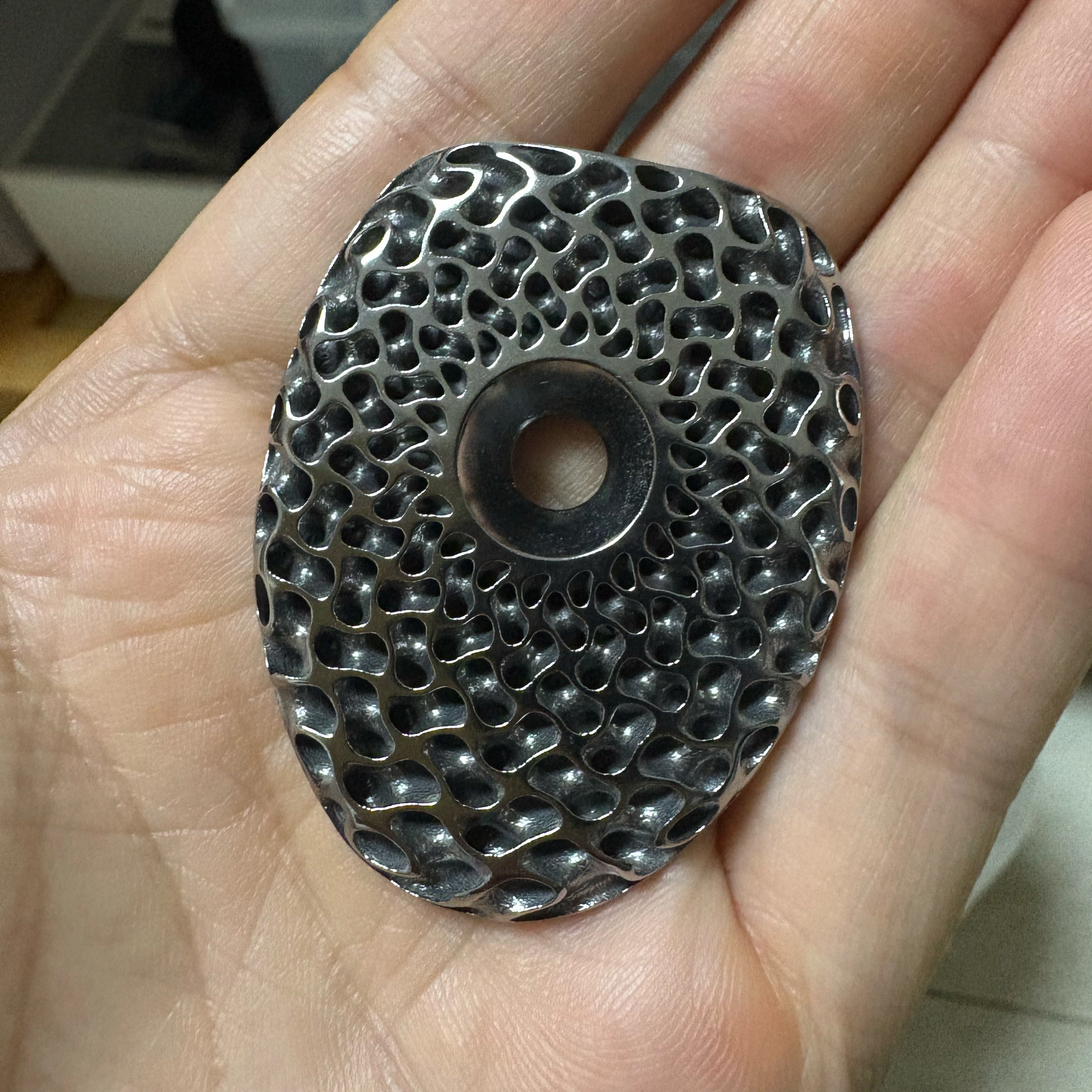 Custom 3D Titanium Stem Cap for Vision Metron 6D – Hand-Finished Art Design