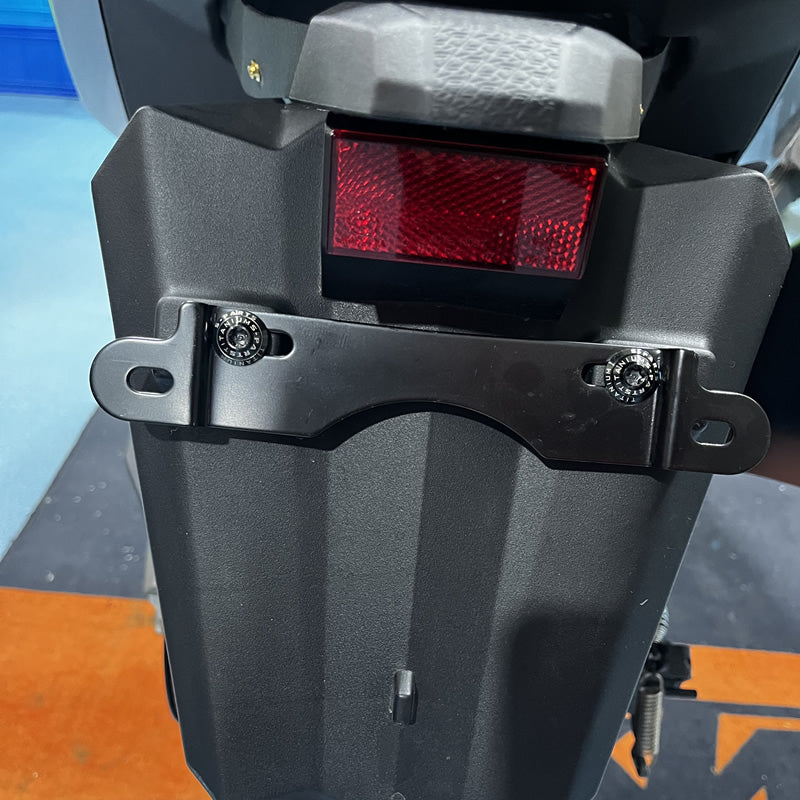 Los tornillos de aleación de titanio S-parts son adecuados para la reparación de tornillos de todo el vehículo de la motocicleta gwangyang AK550