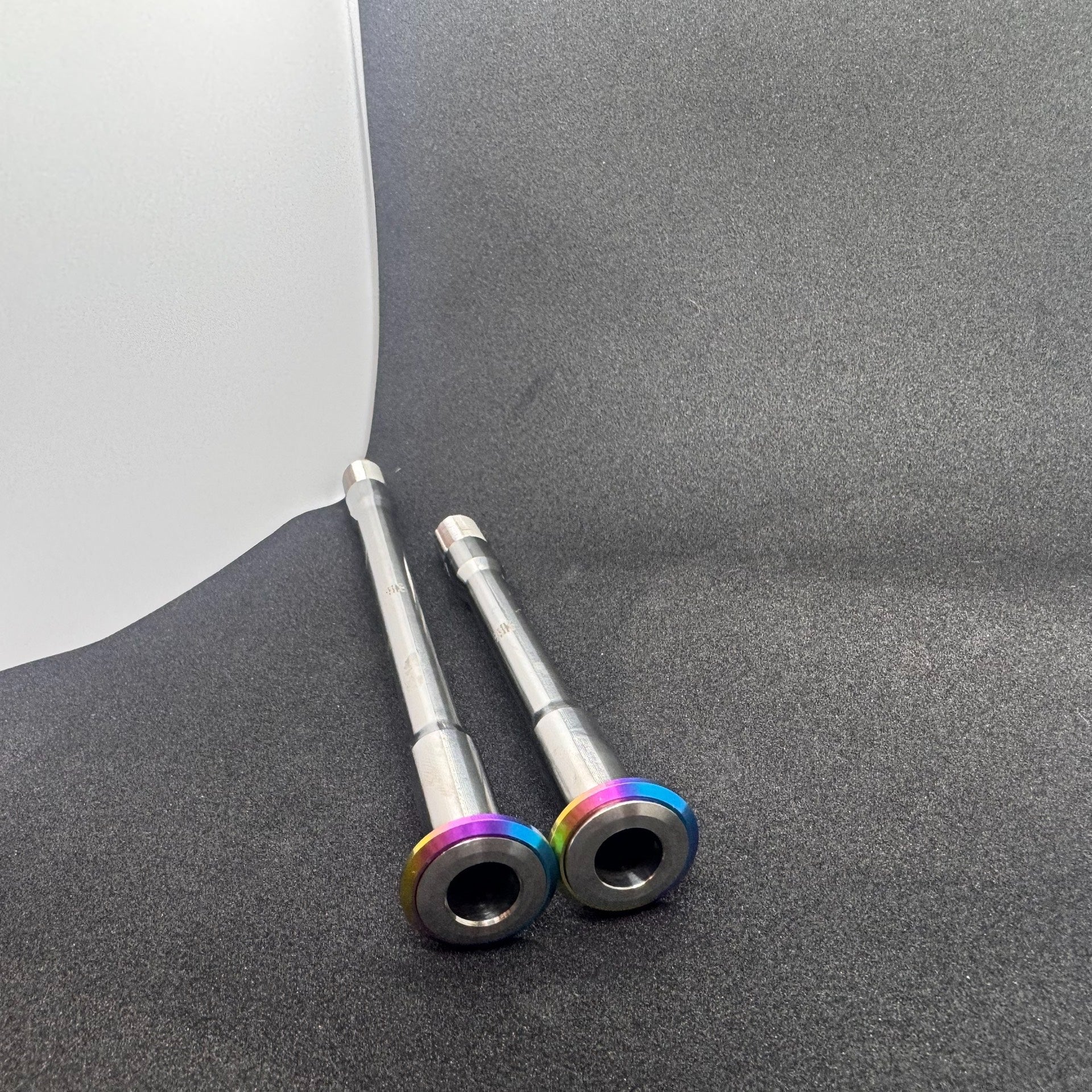 Titanium Thru Axle for Cervélo S5 / Soloist – TC4 CNC, Mirror Polished, Custom Anodized Option