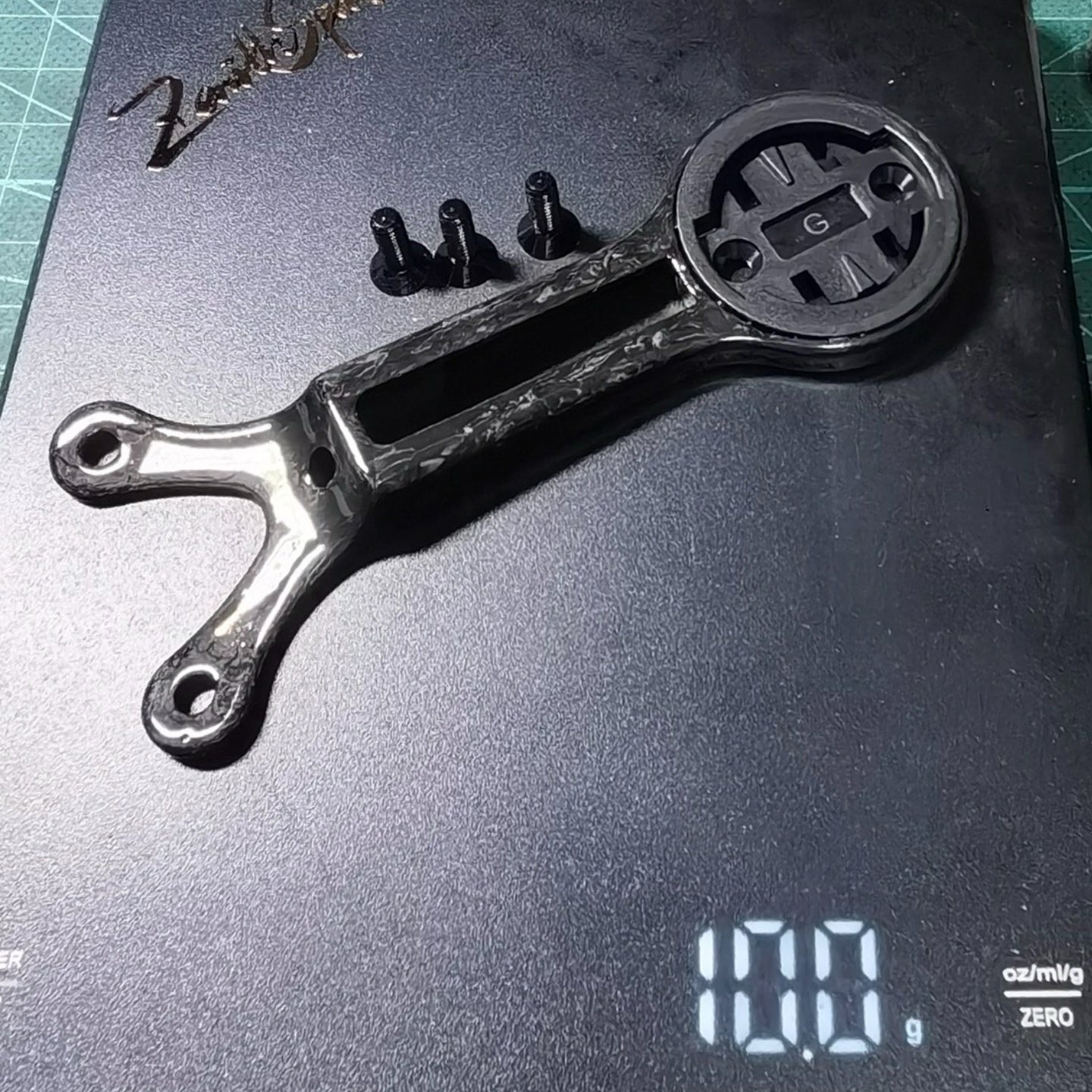 Ultralight Carbon Computer Mount for Bigrock V2 Integrated Handlebar｜10g｜Garmin/Wahoo/Bryton Compatible