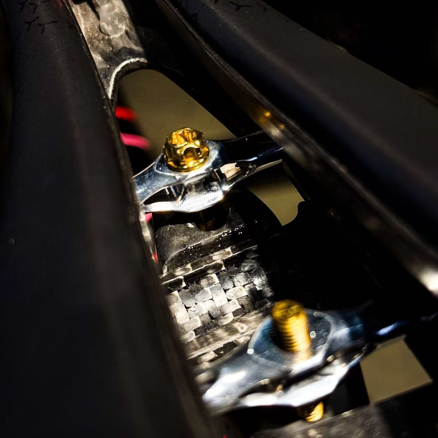 Cervélo S5 / R5 Ultralight Seatpost Clamp Kit | Carbon Base + Aluminum or Titanium Rods | 2020–2026 Compatible