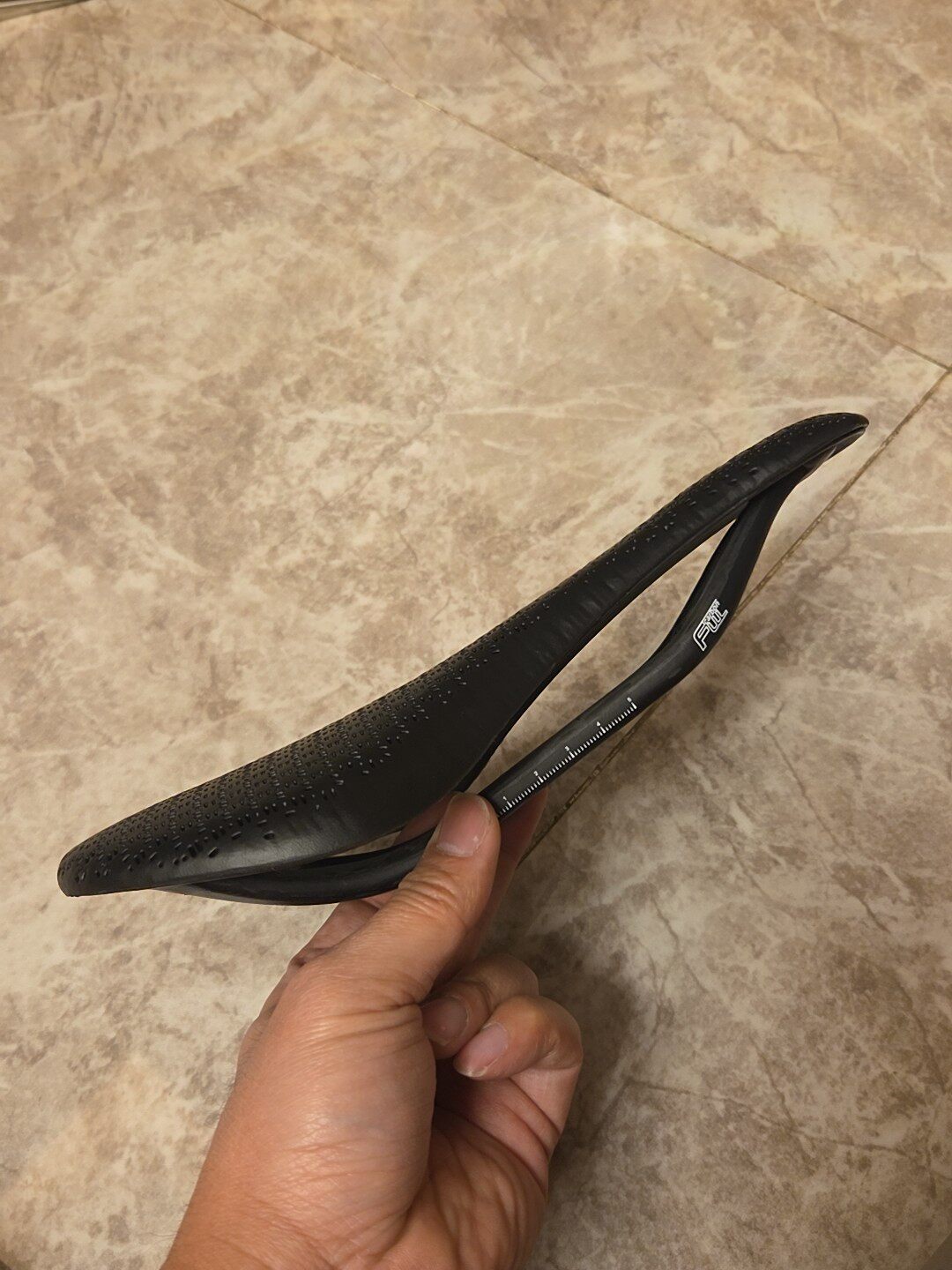 PAVEWAY 3D Printed Road Bike Saddle | Ultra-Light Carbon Rail Racing Seat