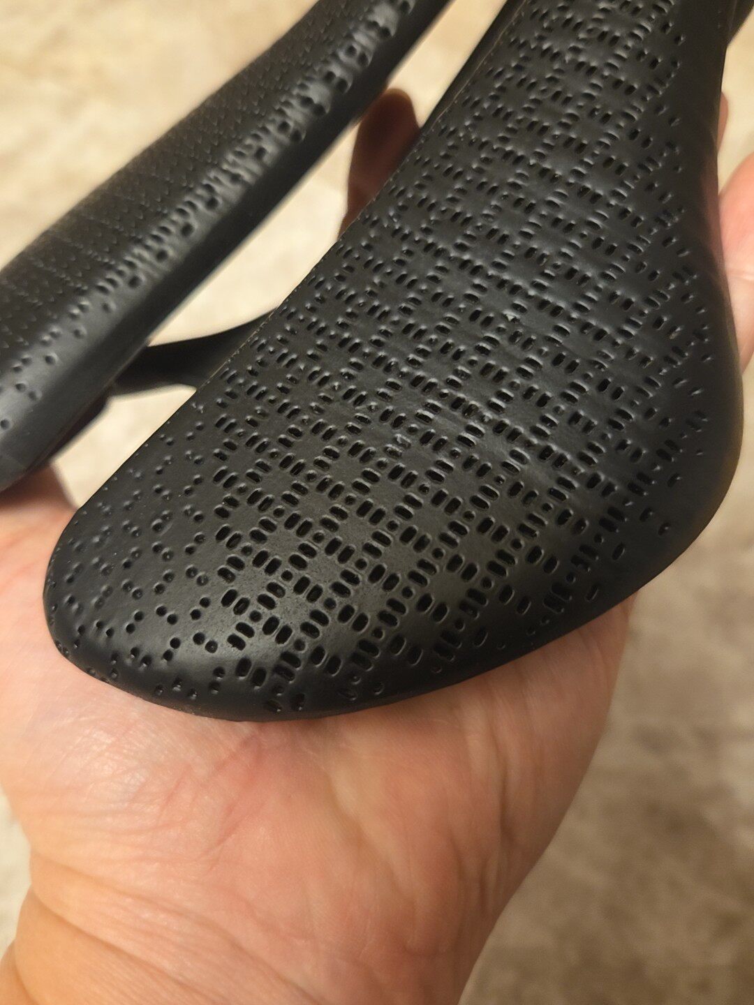 PAVEWAY 3D Printed Road Bike Saddle | Ultra-Light Carbon Rail Racing Seat