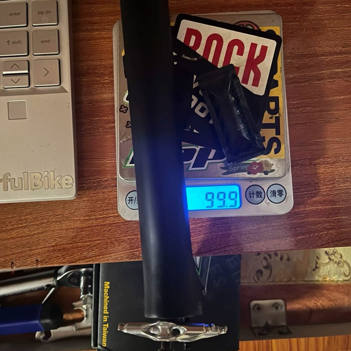 Hylix HY Carbon Seatpost Lightweight Clamp Kit – Compatible with Trek, Specialized Tarmac SL7/SL8, Pinarello, Canyon, Colnago, Giant, BMC