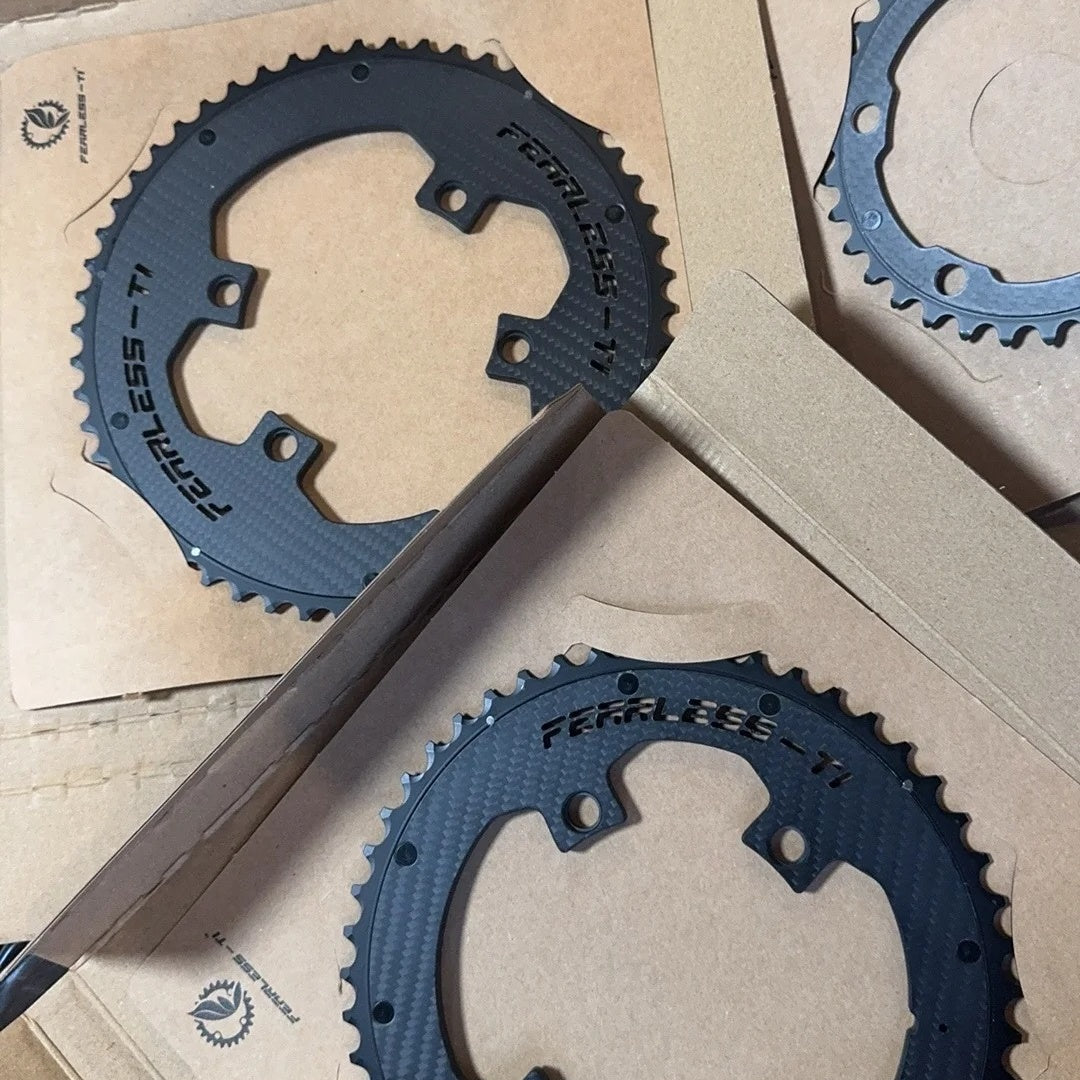 Fearless-Ti Carbon Fiber Chainrings 110BCD 4-Bolt｜50-34 / 52-36 / 54-40 / 54-38｜For XXE GP3 & SRAM RED｜Titanium Bolts Included